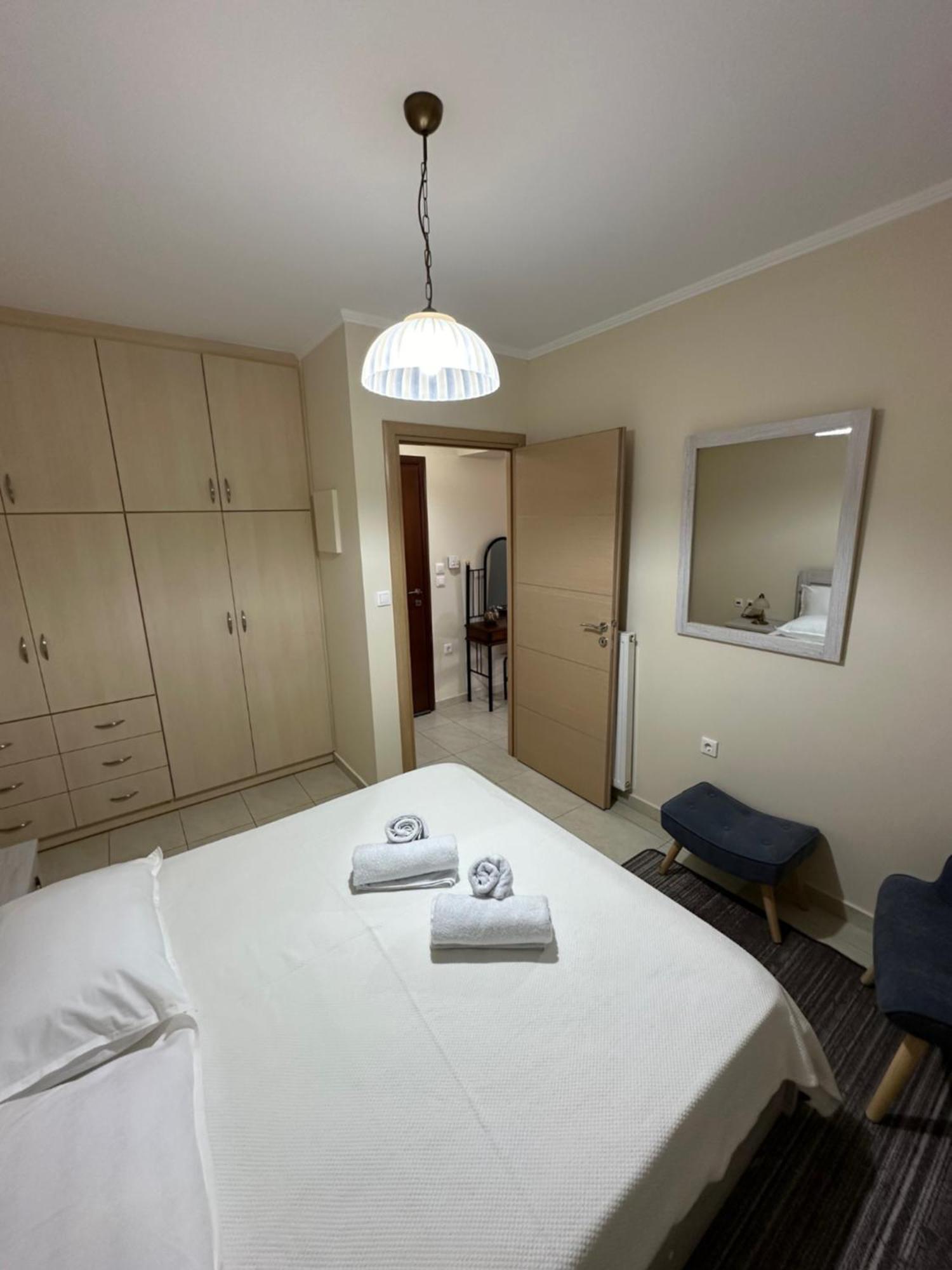 R Apartment Nafpaktos Buitenkant foto
